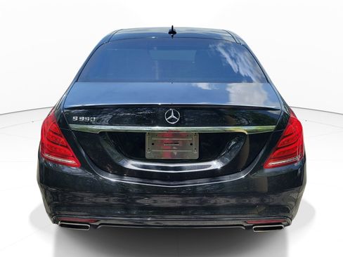 Used 2015 Mercedes-Benz S 550 Sedan image 4