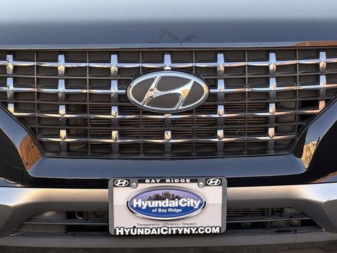 Used 2020 Hyundai Venue SEL FWD image 12