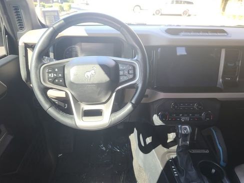 Used 2021 Ford Bronco Wildtrak AWD/4WD image 15