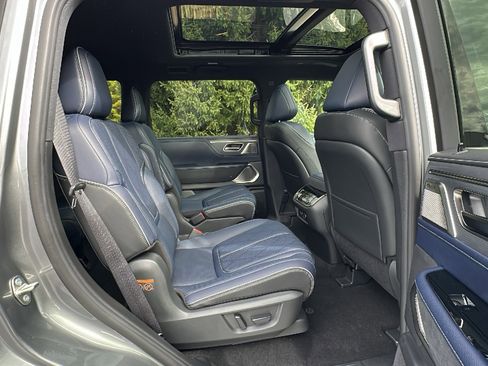 New 2026 INFINITI QX80 SPORT image 10