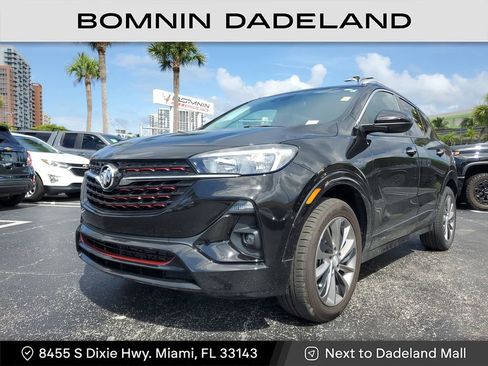 Used 2021 Buick Encore GX Preferred w/ Sport Touring Package image 2