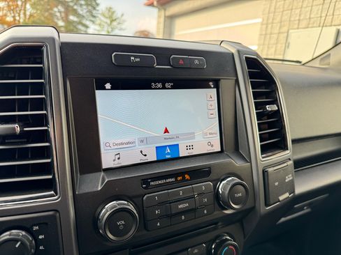 Used 2018 Ford F150 XLT w/ Equipment Group 302A Luxury image 23