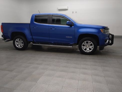 Used 2019 Chevrolet Colorado LT w/ LT Convenience Package RWD image 11
