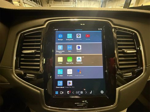 Used 2024 Volvo XC90 B6 Ultimate image 17