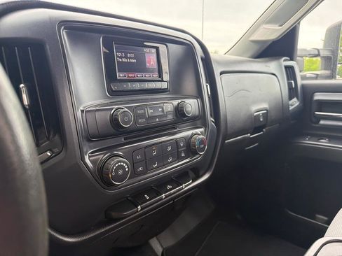 Used 2015 GMC Sierra 3500 4x4 Regular Cab w/ Sierra Convenience Package image 11