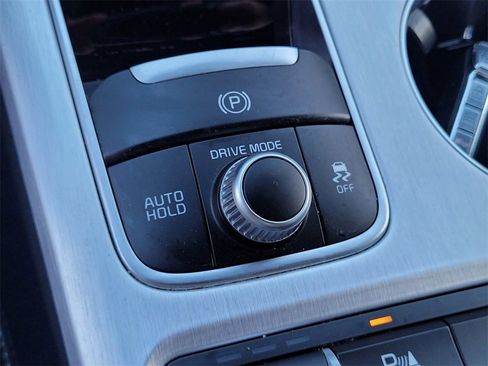 Used 2022 Kia Stinger GT2 image 19