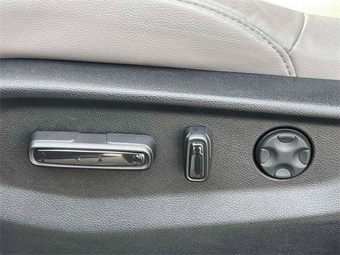 Used 2022 Honda CR-V EX-L image 19