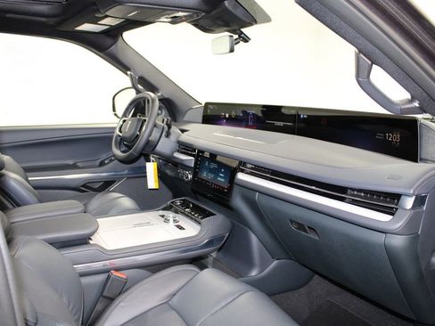 New 2026 Lincoln Navigator L Reserve w/ Jet Appearance Package image 33