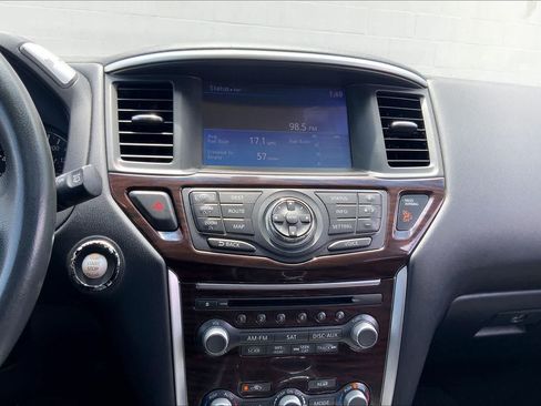 Used 2015 Nissan Pathfinder Platinum w/ Family Entertainment Package FWD image 34