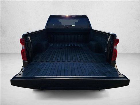 Used 2024 Chevrolet Silverado 1500 LT RWD image 6