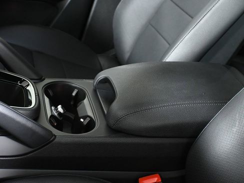 Used 2025 Porsche Cayenne image 27