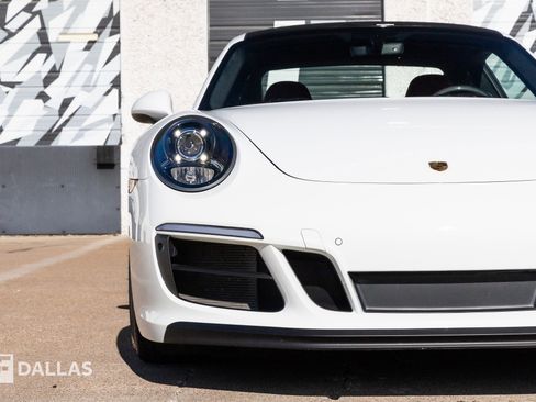 Used 2019 Porsche 911 Carrera GTS image 4