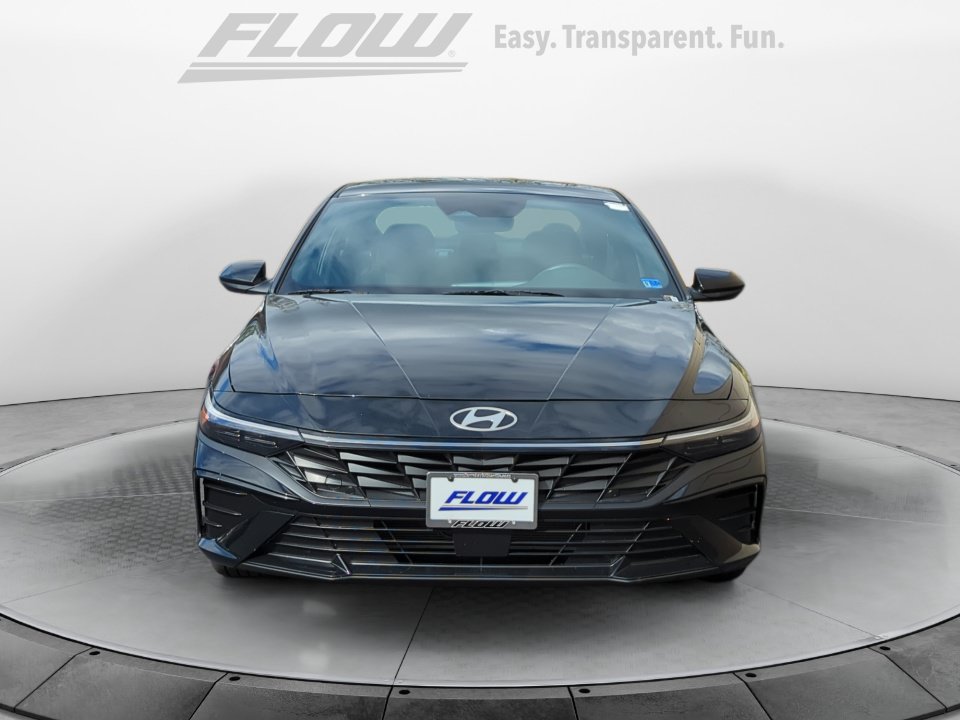 Certified 2026 Hyundai Elantra SEL Sport FWD image 2