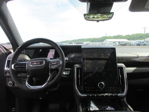 New 2026 GMC Yukon XL Elevation w/ Elevation Premium Package AWD/4WD image 16