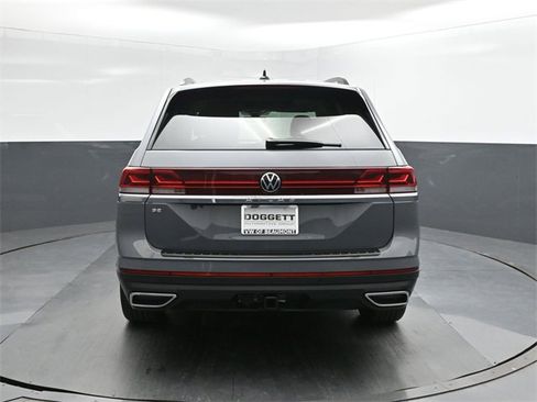 New 2026 Volkswagen Atlas SE image 8