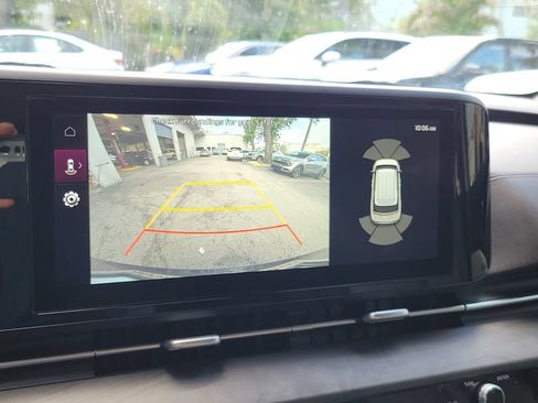 Certified 2023 Kia Carnival EX w/ Paint Protection Package FWD image 24