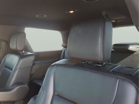 Used 2021 Ford Expedition XLT image 15