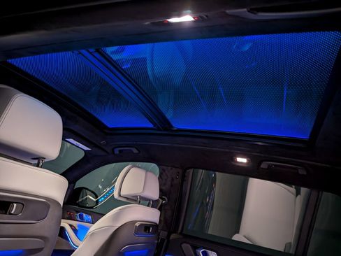 New 2026 BMW X7 xDrive40i AWD/4WD image 8