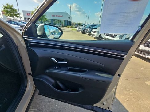 Used 2023 Hyundai Santa Cruz SEL w/ Activity Package FWD image 19