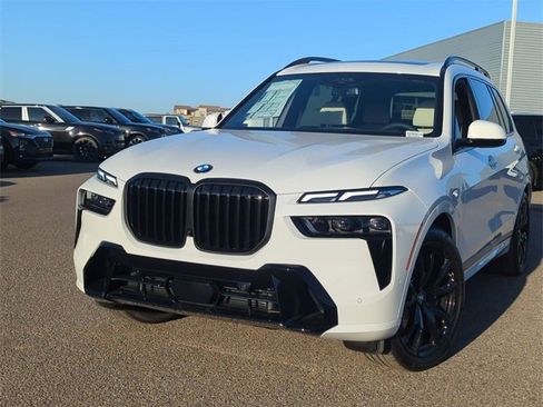 New 2026 BMW X7 xDrive40i w/ M Sport Package image 3