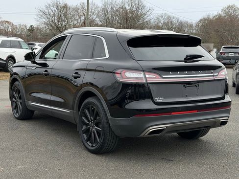 Used 2022 Lincoln Nautilus Reserve w/ Equipment Group 201A image 5