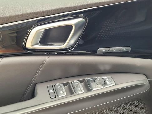New 2026 Kia Carnival SX Prestige FWD image 10