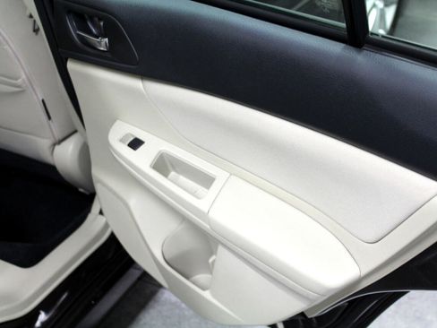 Used 2012 Subaru Impreza 2.0i Premium w/ All-Weather Pkg image 23