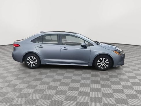Used 2020 Toyota Corolla LE image 9