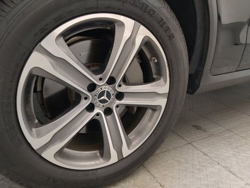 Used 2019 Mercedes-Benz GLC 300 image 31