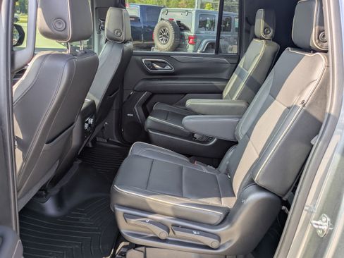 Used 2021 GMC Yukon XL SLT RWD image 11