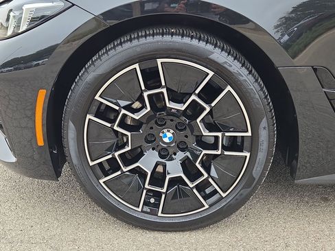 Used 2025 BMW 430i xDrive w/ M Sport Package AWD/4WD image 11