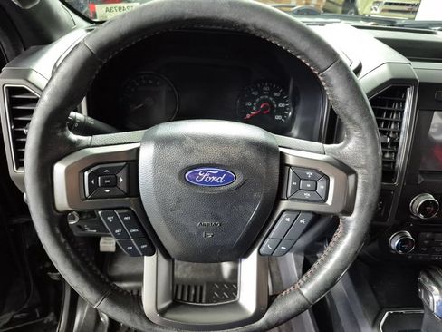 Used 2017 Ford F150 Lariat w/ Equipment Group 502A Luxury AWD/4WD image 11