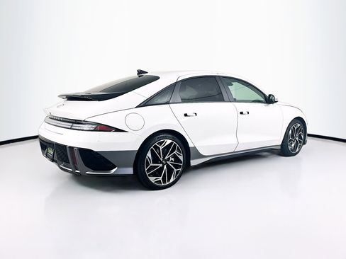 Used 2024 Hyundai Ioniq 6 SEL RWD image 9