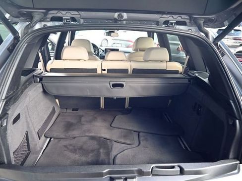 Used 2017 BMW X5 xDrive50i AWD/4WD image 29