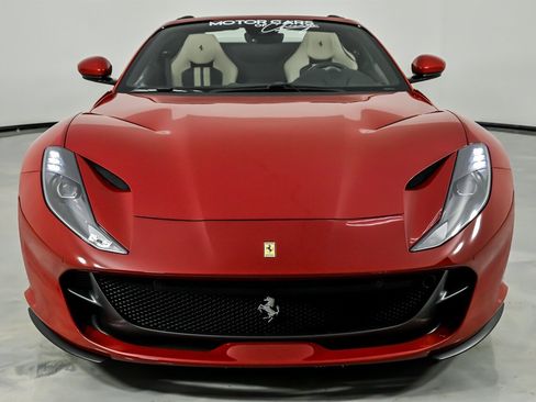 Used 2021 Ferrari 812 GTS image 5