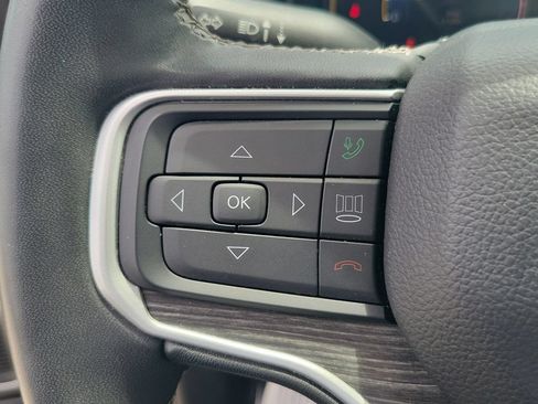 Used 2023 Jeep Wagoneer L Series II AWD/4WD image 25