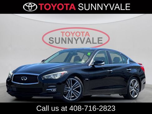 Used 2017 INFINITI Q50 Hybrid w/ Technology Package RWD image 2