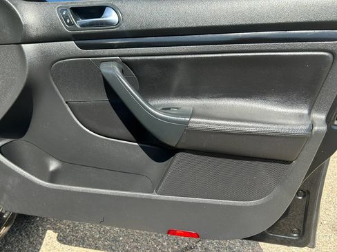 Used 2012 Volkswagen Jetta TDI FWD image 12