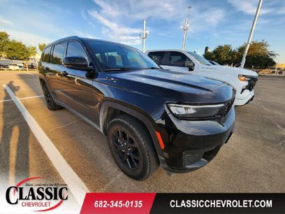 Used 2024 Jeep Grand Cherokee L Laredo