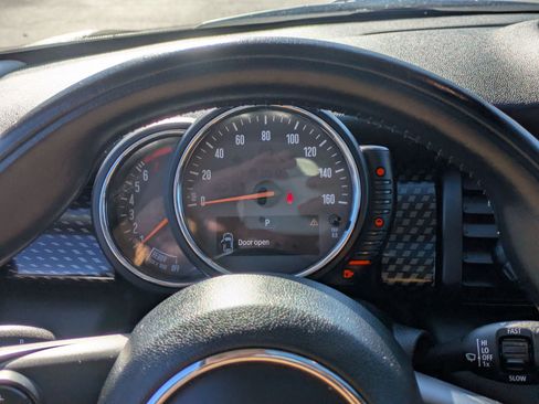 Used 2017 MINI Cooper S image 17