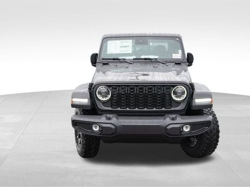 New 2025 Jeep Gladiator Sport AWD/4WD image 8