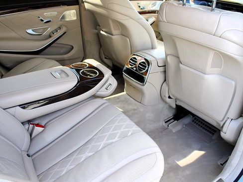 Used 2014 Mercedes-Benz S 550 Sedan image 18