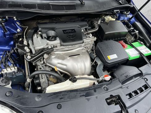 Used 2016 Toyota Camry SE FWD image 26