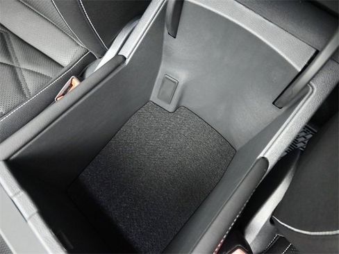 New 2026 Volkswagen Atlas SE image 9