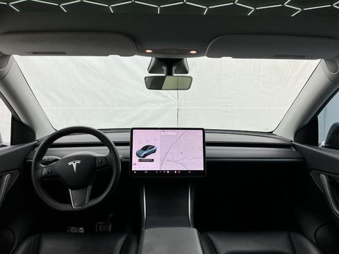 Used 2021 Tesla Model Y Long Range AWD/4WD image 28