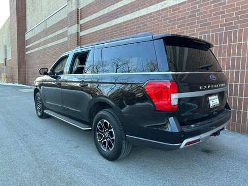 Used 2023 Ford Expedition Max XLT image 6