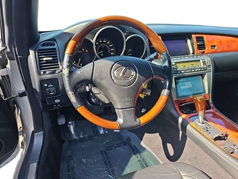 Used 2006 Lexus SC 430 Convertible RWD image 16