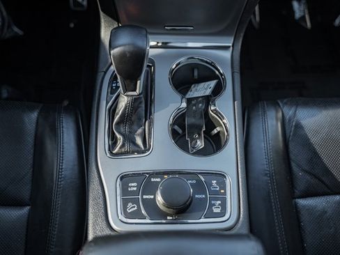 Used 2020 Jeep Grand Cherokee High Altitude image 15