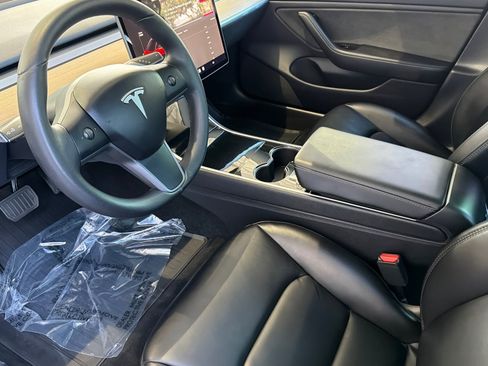 Used 2019 Tesla Model 3 Standard Range RWD image 11
