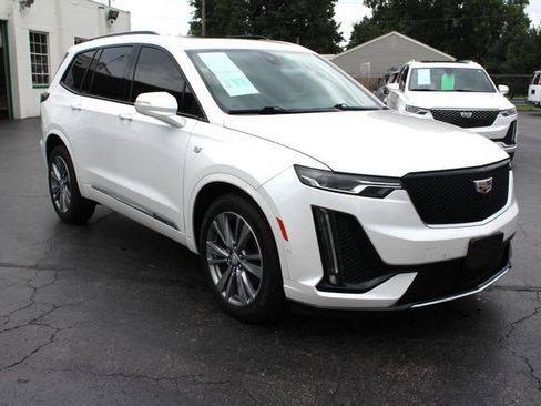 Used 2021 Cadillac XT6 Sport AWD/4WD image 10